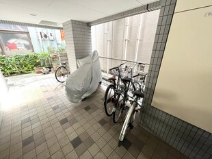 小川ビルの物件外観写真